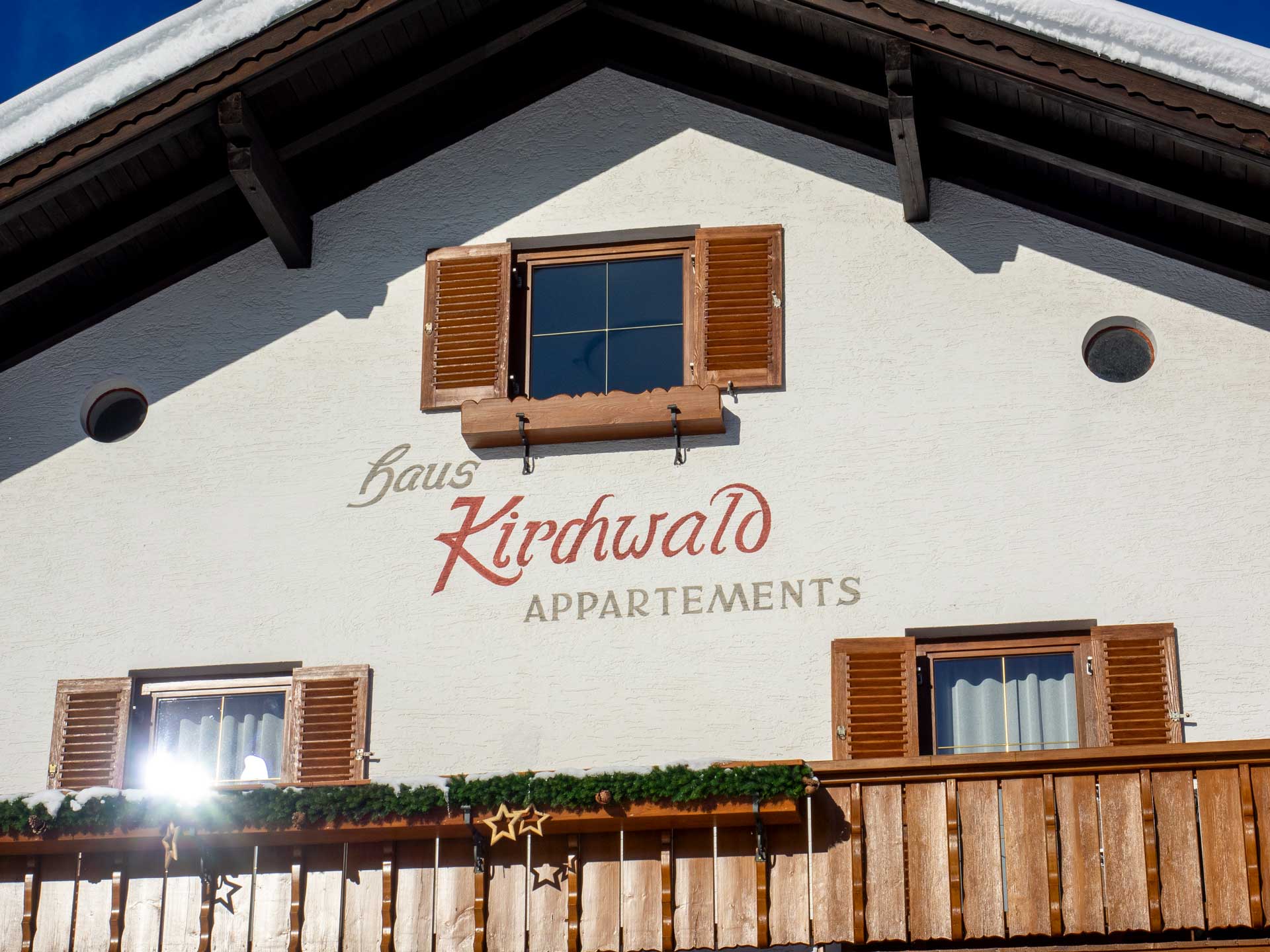 winterlich glitzern haus kirchwald seefeld.jpg